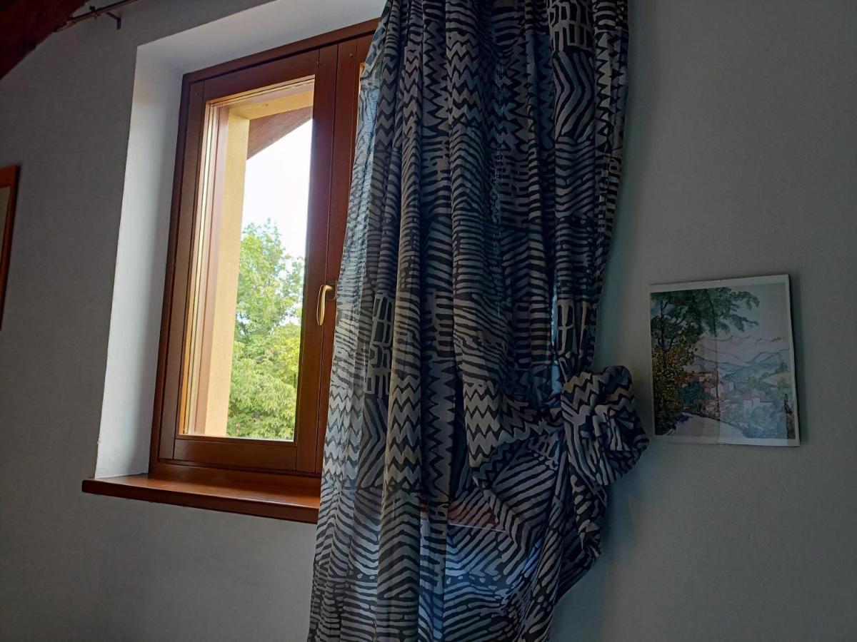 Апартаменти Vite Dipinte 1 Bilocale In Langa Новело Екстер'єр фото