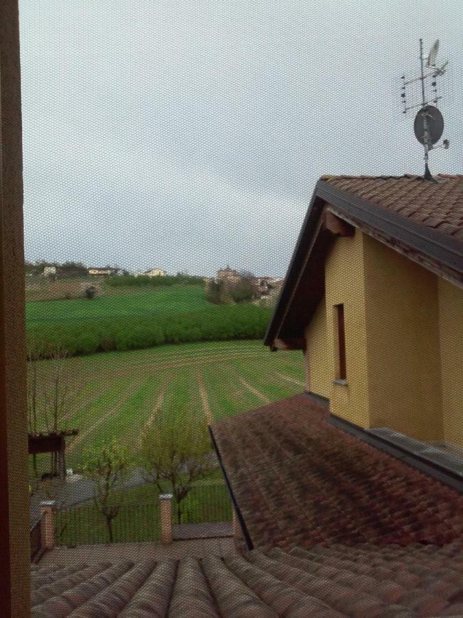 Апартаменти Vite Dipinte 1 Bilocale In Langa Новело Екстер'єр фото